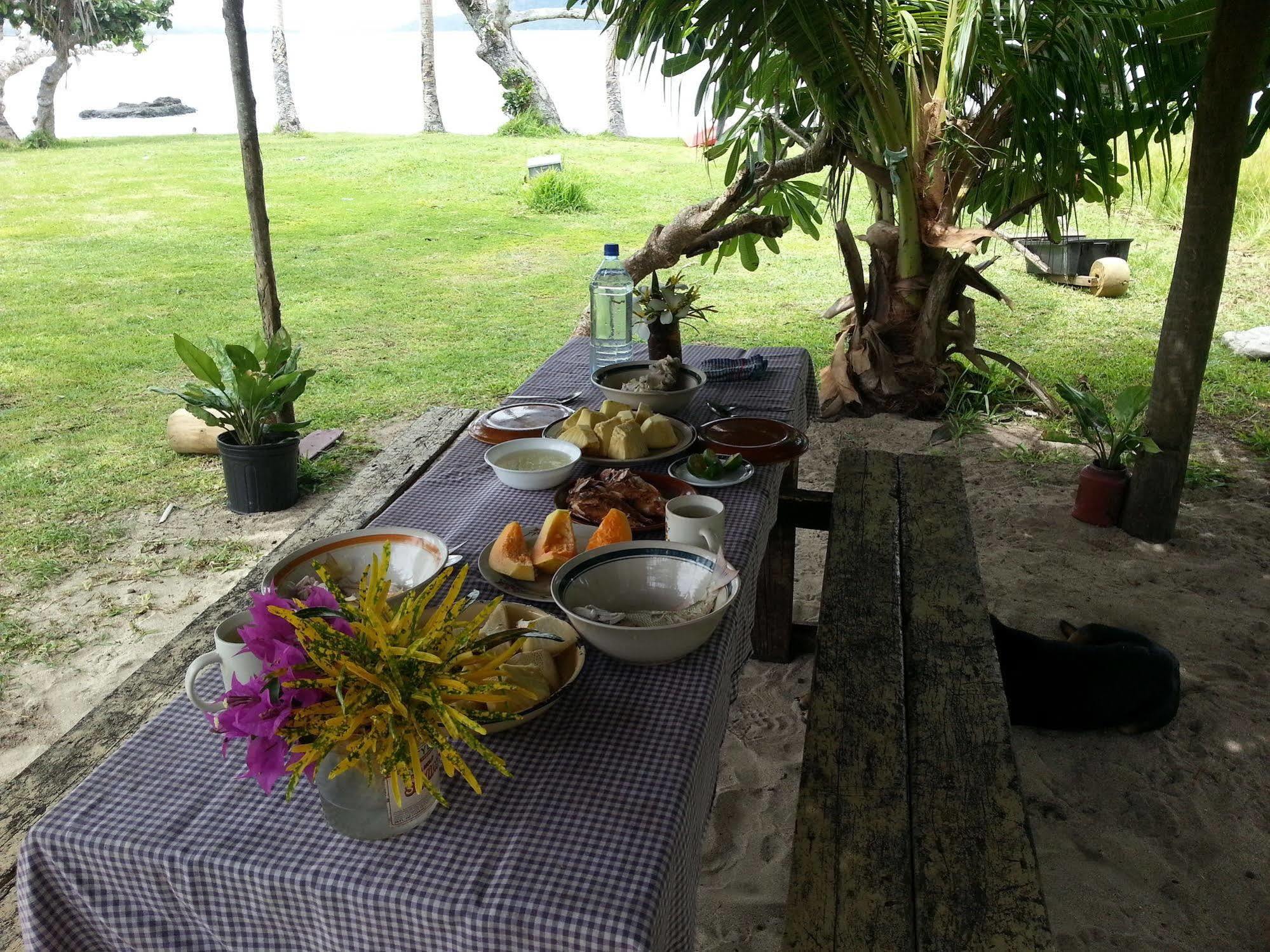 Yasawa Homestays Naisisili Zewnętrze zdjęcie
